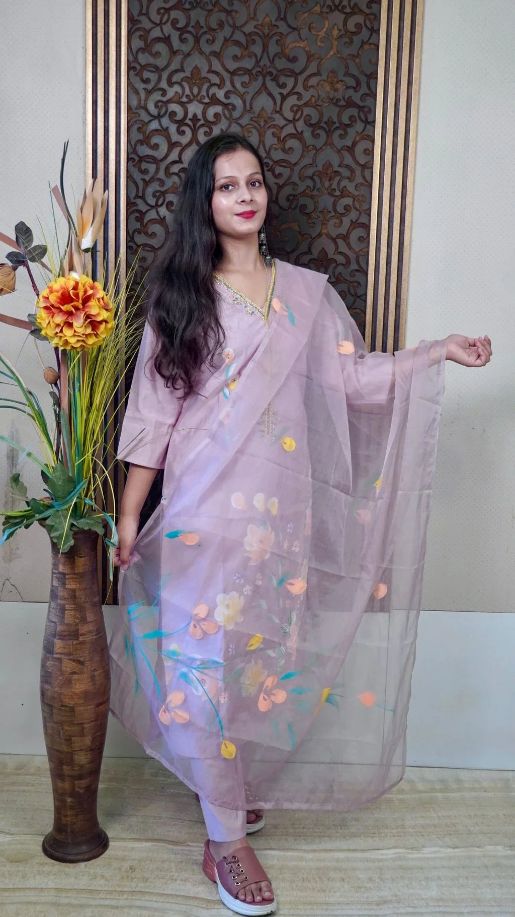 Lavender Hand-Painted Organza Dupatta set – Ethereal Artistry in Soft Lavender