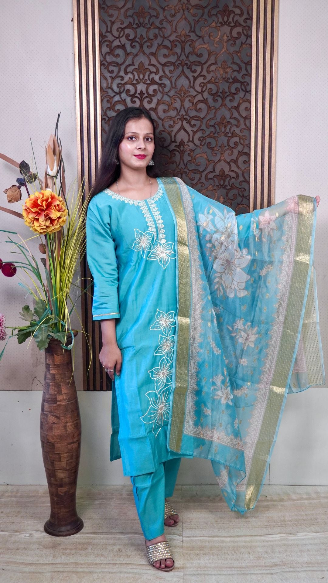 Sea Green Floral Organza Dupatta – Ethereal Pastels in Delicate Organza