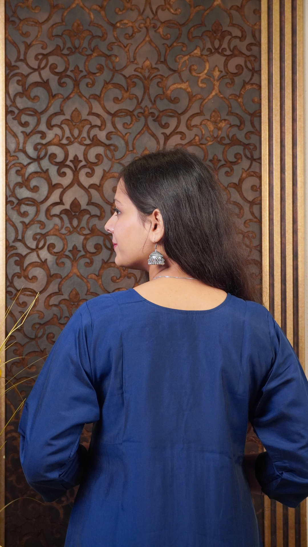 Royal Blue Heavy Silk Dupatta – Luxe Elegance with Regal Flair