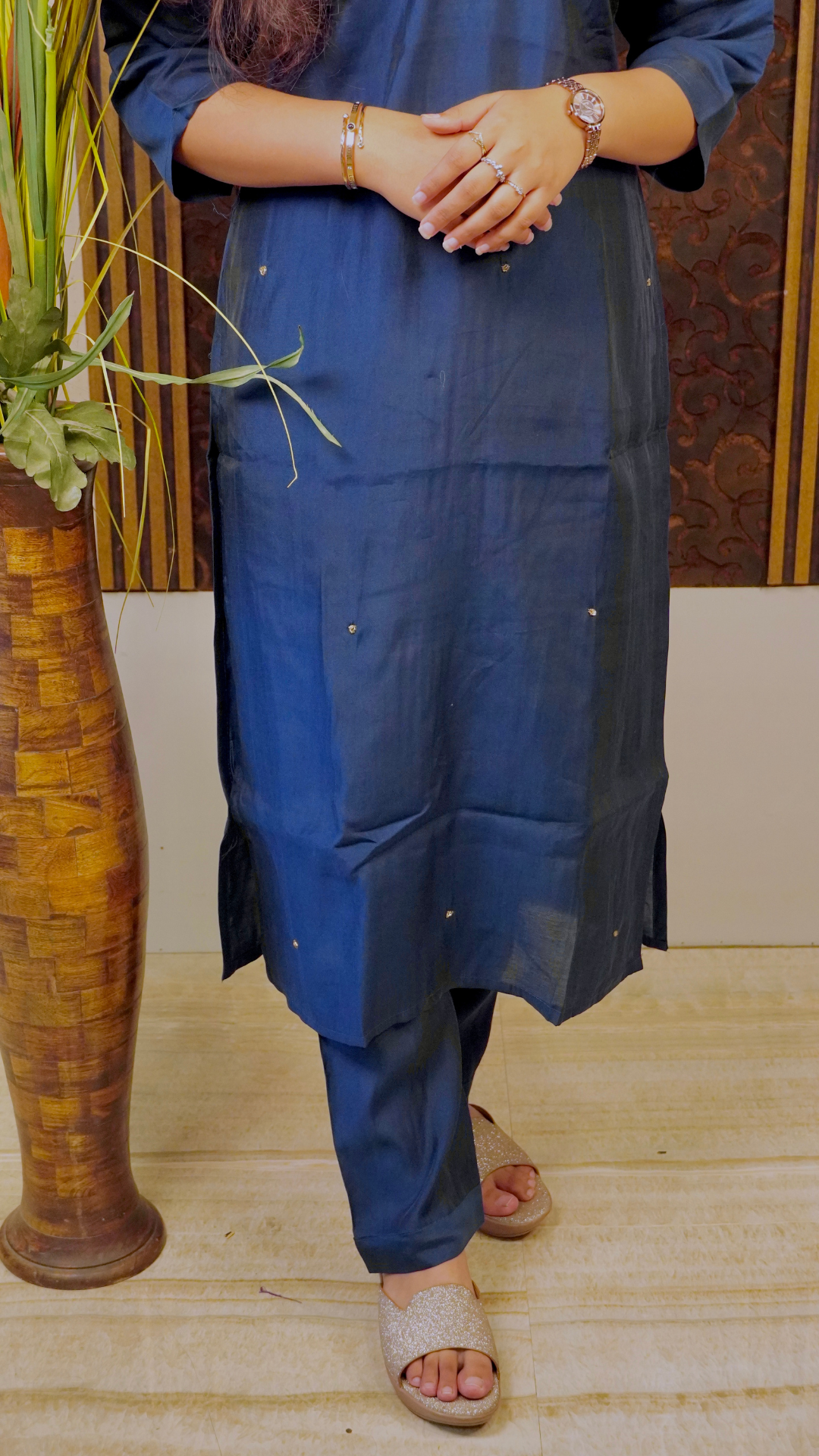 Royal Blue Heavy Silk Dupatta – Luxe Elegance with Regal Flair