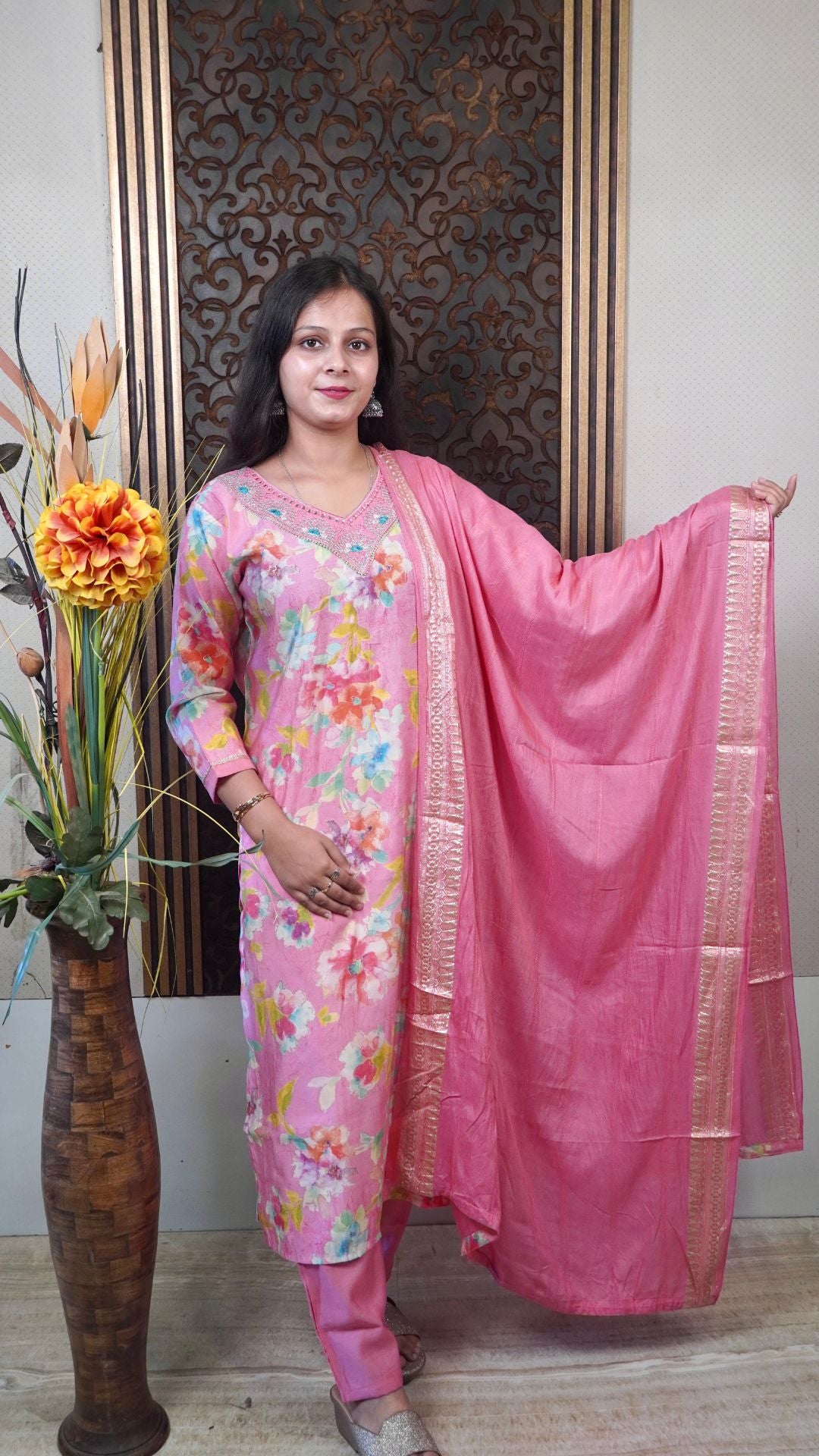 Pink Floral Silk Dupatta set – Graceful Floral Elegance in Silk