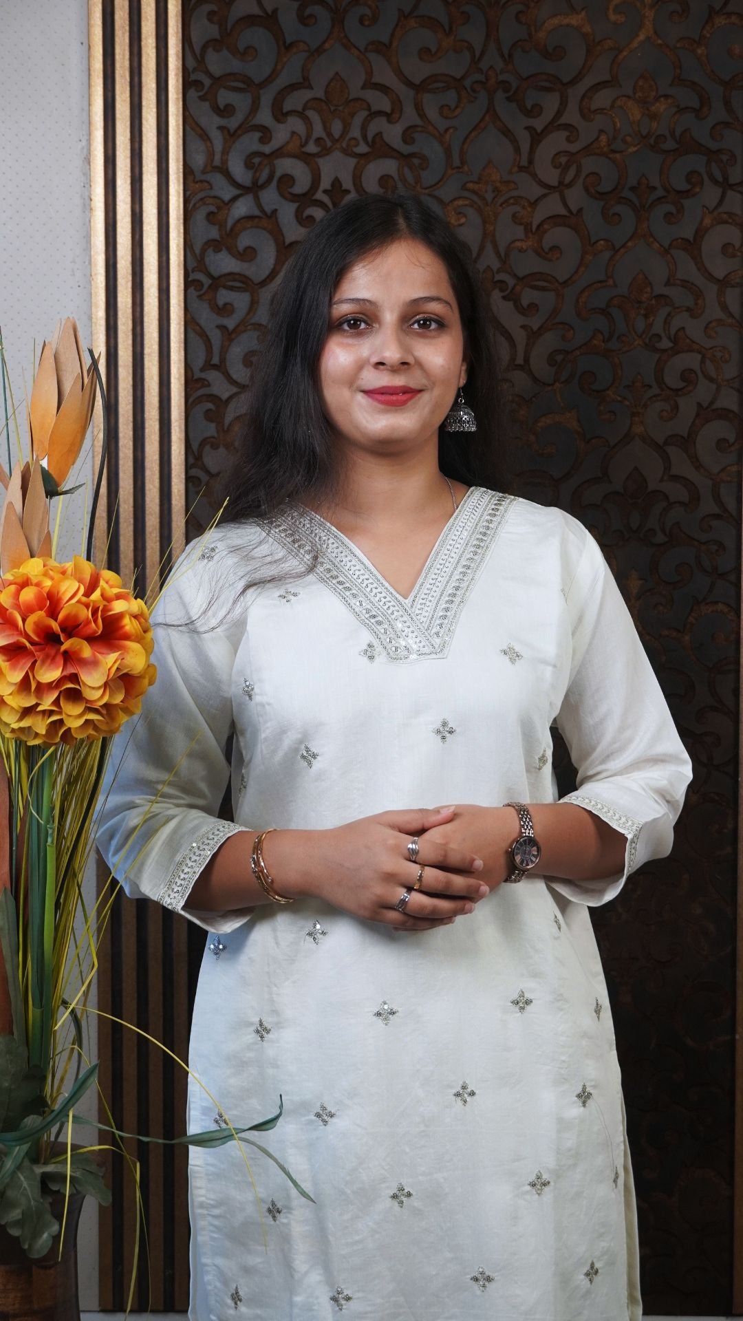 Off-White Heavy printed Silk Dupatta – Timeless Elegance in Luxurious Ivory