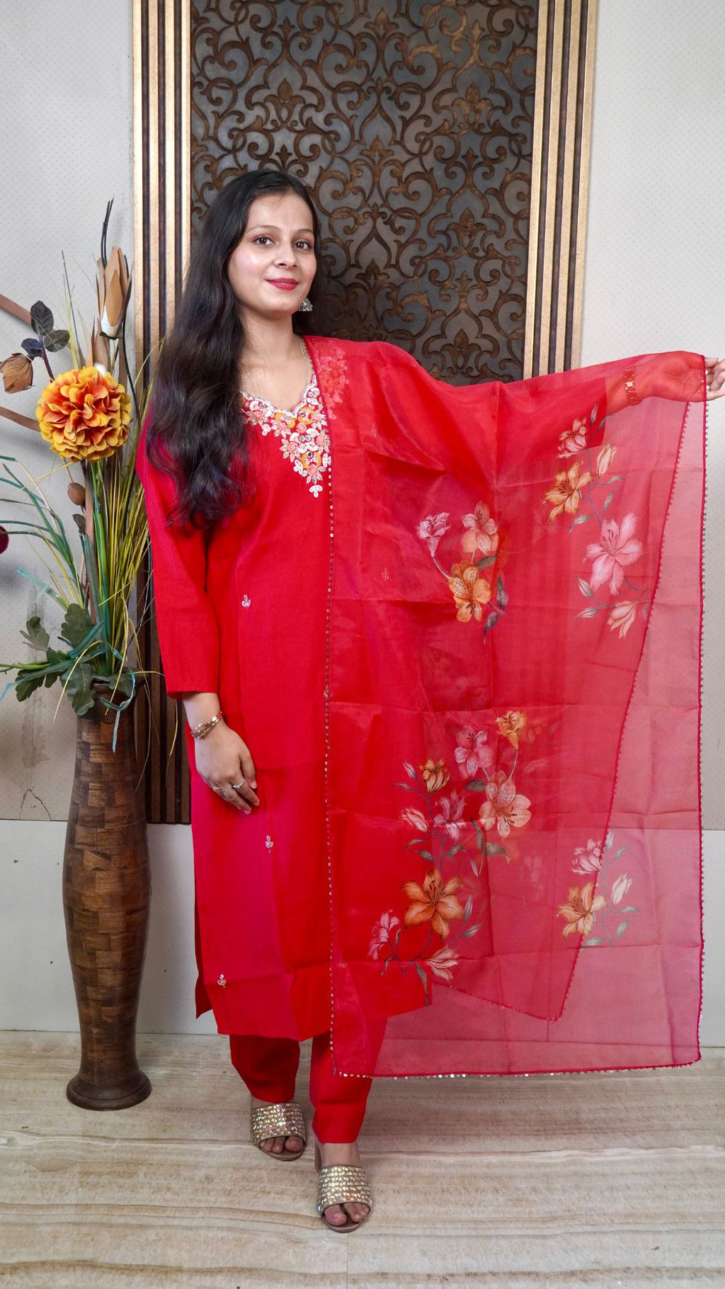 Bright Red  printed organza Dupatta set – Glamorous Statement in Festive Elegance