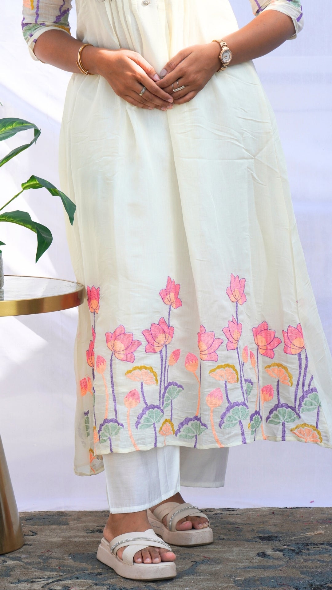 Off White Mul Chanderi A-Line Kurta Set with Floral Embroidery