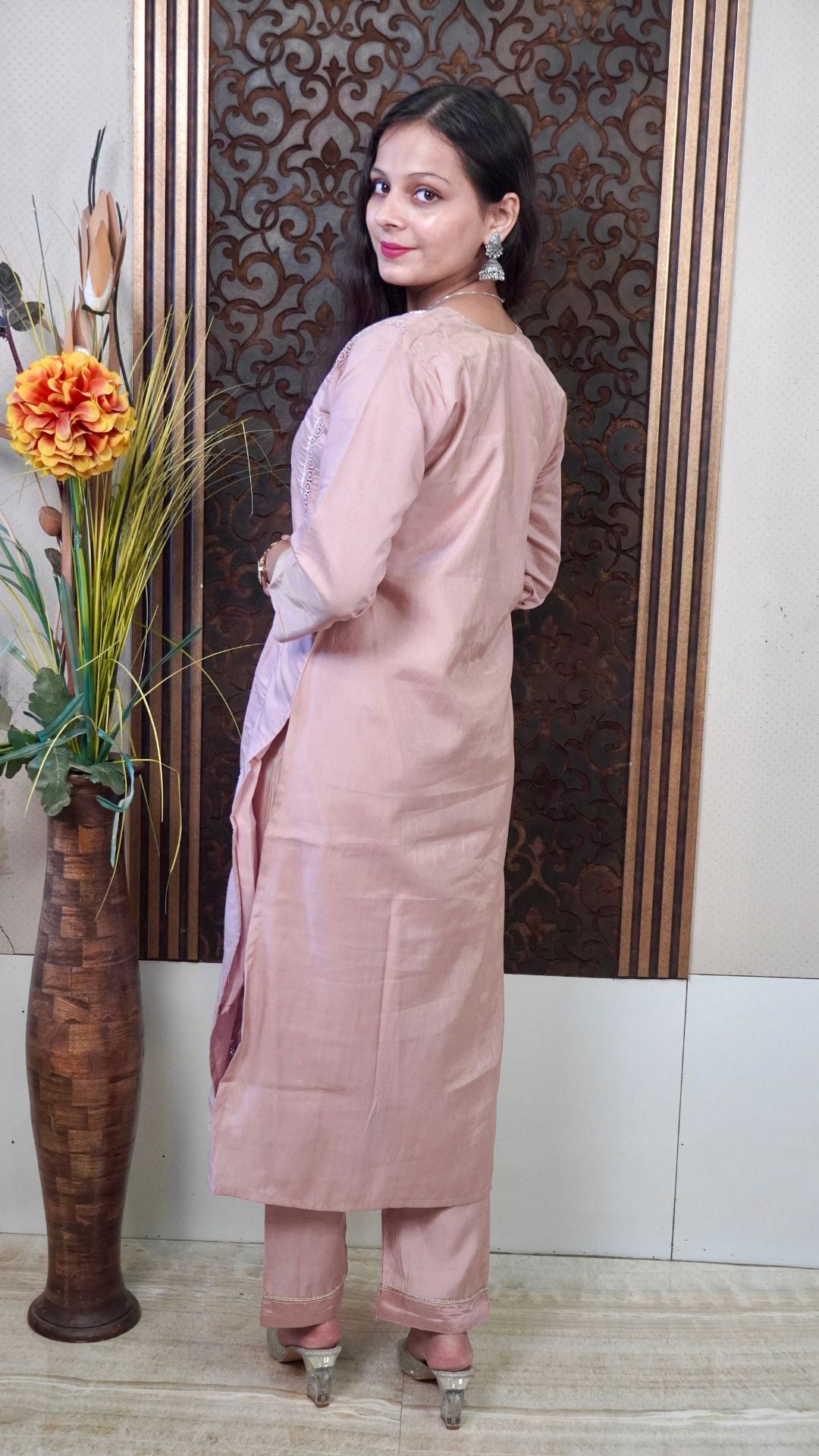 Beige Heavy Silk Dupatta Set – Luxurious & Elegant Ethnic Wear